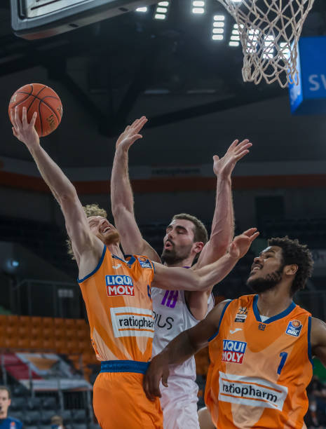 届赛事的数 届赛事的数