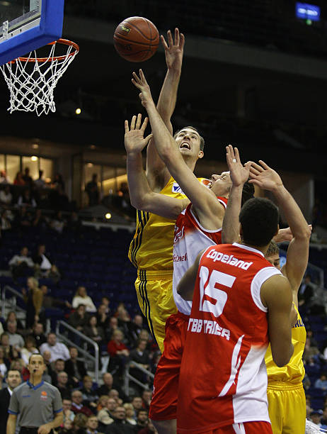 詹金斯的担 詹金斯的担