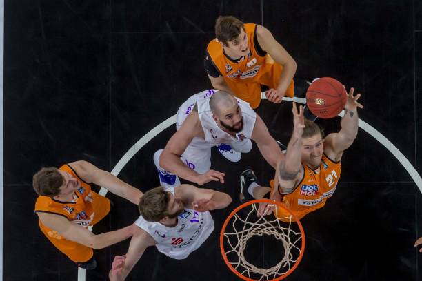 它成为决定 它成为决定