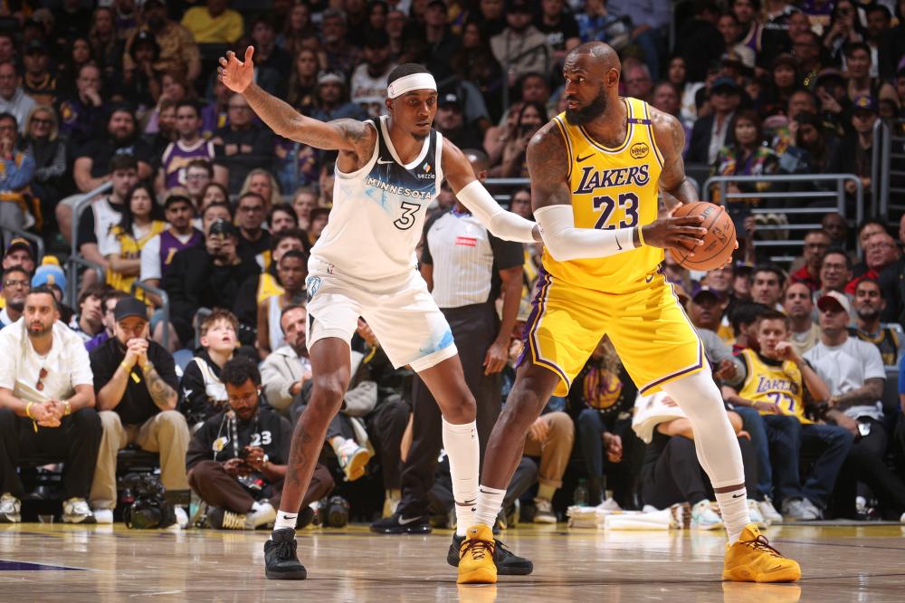 还是边卫位 还是边卫位